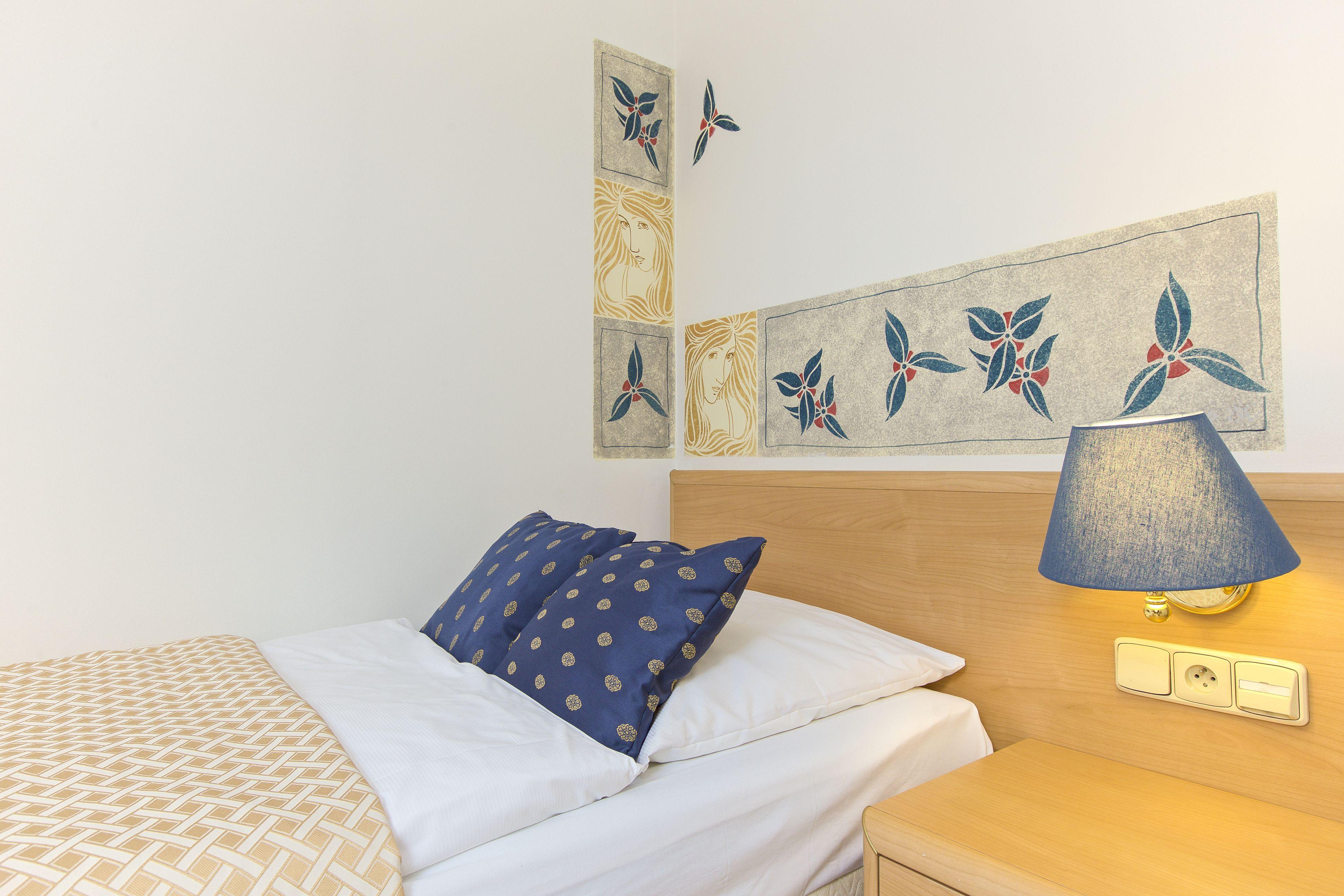 Hotel Tivoli Prague — Photos 1